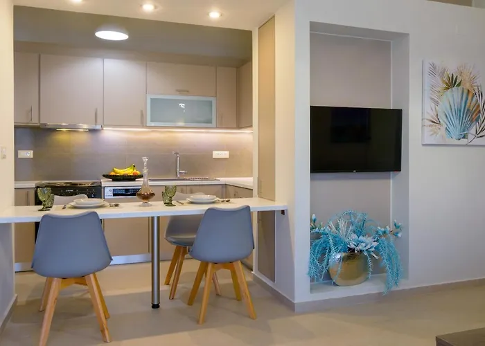 Oceanis House